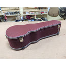 Case Cavaco Vinho 3D com Pelúcia Amarela