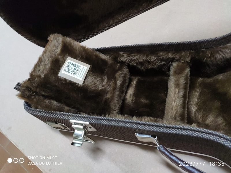 Case Bandolim Marrom Linho Café com Pelúcia Marrom Café
