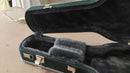 Case Banjo Bi-Color Preto 3D com Pelúcia Verde Escuro