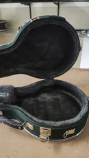 Case Banjo Bi-Color Preto 3D com Pelúcia Verde Escuro
