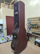 Case Violão 6 modelo Takamine Marrom Claro com Pelúcia Vinho