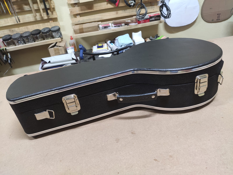 Case de Banjo Preto Honda com Pelúcia Prata