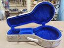 Case de Banjo Bi-Color Branco com Pelúcia Azul