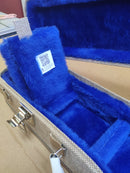 Case de Banjo Bi-Color Branco com Pelúcia Azul